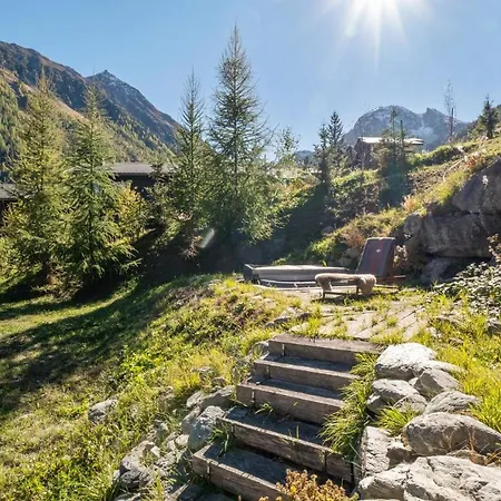 シャレー Lo Villazo By Mrs Miggins *