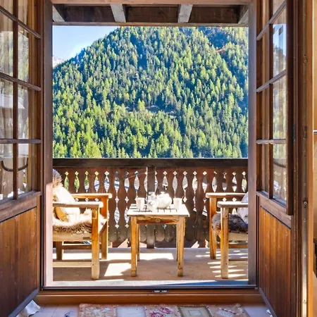 Lo Villazo By Mrs Miggins * Grimentz