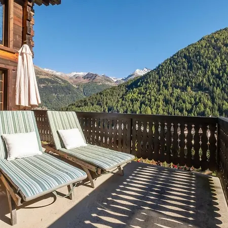Lo Villazo By Mrs Miggins * Grimentz