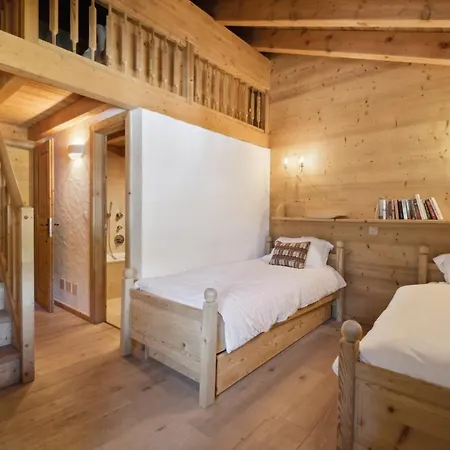 Lo Villazo By Mrs Miggins * Grimentz